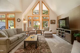 57006 Peppermill Cir, Sunriver, OR 97707 - Photo 10
