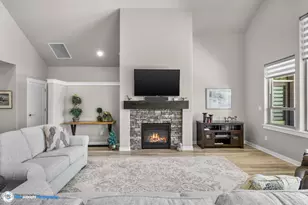 4408 SW 36th St, Redmond, OR 97756 - Photo 6