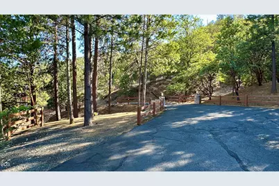 197 Timberlake Drive, Ashland, OR 97520 - Photo 4