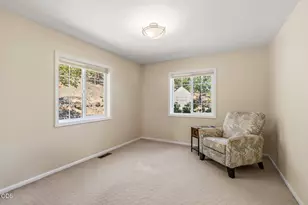 197 Timberlake Dr, Ashland, OR 97520 - Photo 28