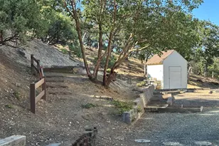 197 Timberlake Dr, Ashland, OR 97520 - Photo 72