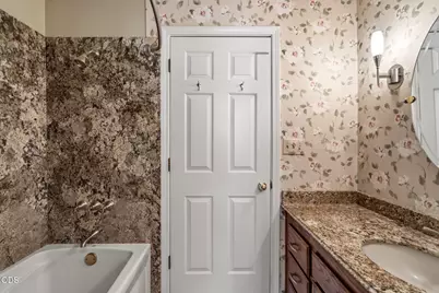 197 Timberlake Drive, Ashland, OR 97520 - Photo 36