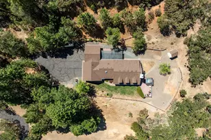 197 Timberlake Dr, Ashland, OR 97520 - Photo 74