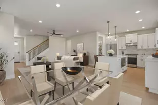 60927 SE Apollo Pl, Bend, OR 97702 - Photo 2