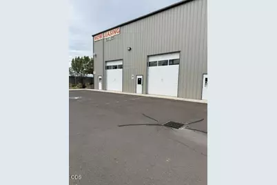 5681 Crater Lake Highway #12, 13, Medford, OR 97504 - Photo 2