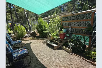 476 S Junction Avenue, Cave Junction, OR 97523 - Photo 18