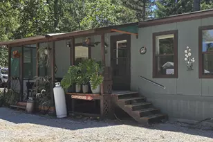 476 S Junction Ave, Cave Junction, OR 97523 - Photo 2