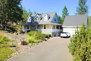 412 Country Ct, Shady Cove, OR 97539 - Photo 20
