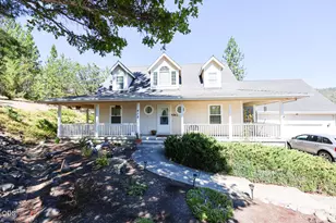 412 Country Ct, Shady Cove, OR 97539 - Photo 4