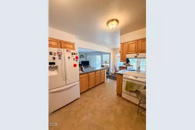 412 Country Court, Shady Cove, OR 97539 - Photo 10