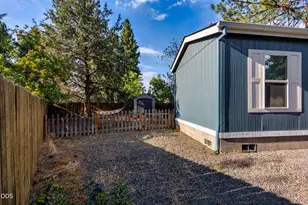 61071 Chuckanut Dr, Bend, OR 97702 - Photo 34