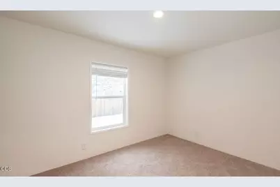 61071 Chuckanut Drive, Bend, OR 97702 - Photo 16