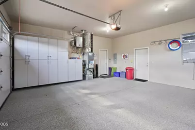 2749 NW Shields Drive, Bend, OR 97703 - Photo 40
