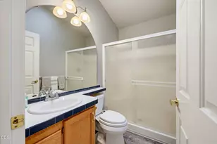 366 Marian Ave, Central Point, OR 97502 - Photo 24