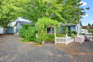 366 Marian Ave, Central Point, OR 97502 - Photo 30