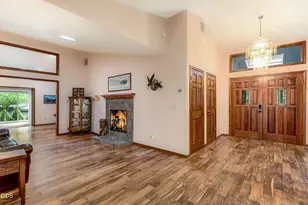 20396 Mission Ridge Ct, Bend, OR 97702 - Photo 14