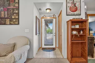 1717 Alexis Way, Medford, OR 97501 - Photo 6