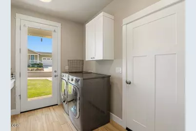3573 SW 47th Street, Redmond, OR 97756 - Photo 50