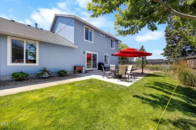 2197 NW Kingwood Avenue, Redmond, OR 97756 - Photo 34