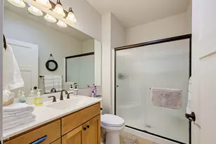 1529 N Haskell St, Central Point, OR 97502 - Photo 32