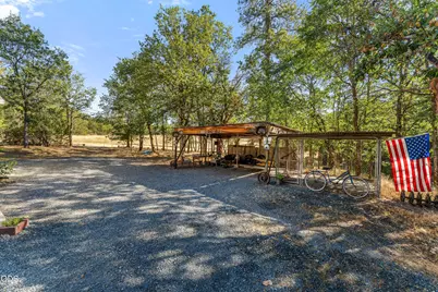 7606 Monument Drive, Grants Pass, OR 97526 - Photo 4