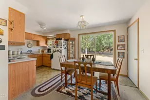 7606 Monument Dr, Grants Pass, OR 97526 - Photo 12