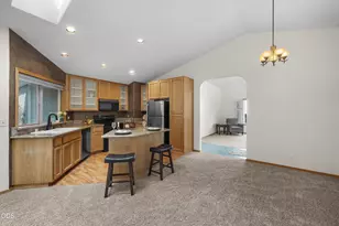 2124 NE Carrie Ln, Bend, OR 97701 - Photo 12