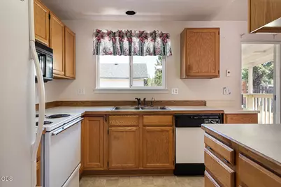2911 SW Reindeer Avenue, Redmond, OR 97756 - Photo 8