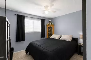 1031 Temple Dr, Central Point, OR 97502 - Photo 16