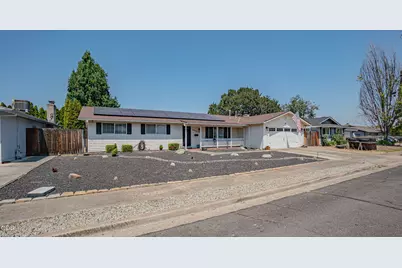 1031 Temple Drive, Central Point, OR 97502 - Photo 18