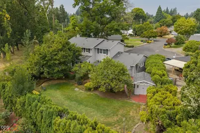 1112 26th Avenue SW, Albany, OR 97321 - Photo 4