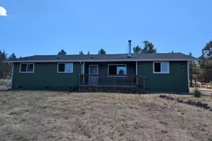 15527 Buck Rd, Klamath Falls, OR 97603 - Photo 2