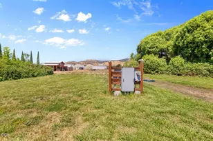 501 Carter Ln, Ashland, OR 97520 - Photo 76
