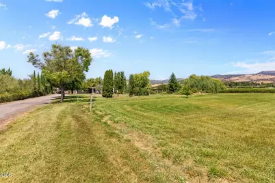 501 Carter Lane, Ashland, OR 97520 - Photo 4
