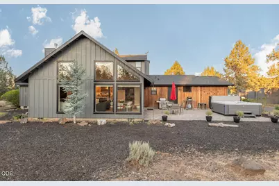 18025 Cascade Estates Drive, Bend, OR 97703 - Photo 34