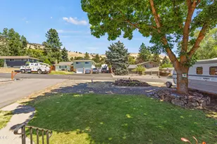 1140 McClellan Dr, Klamath Falls, OR 97603 - Photo 48
