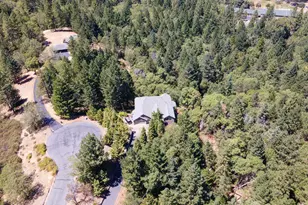 355 Madrone Ridge Dr, Grants Pass, OR 97527 - Photo 54