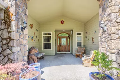 355 Madrone Ridge Drive, Grants Pass, OR 97527 - Photo 4