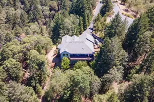 355 Madrone Ridge Dr, Grants Pass, OR 97527 - Photo 48