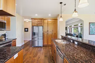 355 Madrone Ridge Dr, Grants Pass, OR 97527 - Photo 26