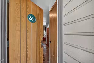 19717 SW Mount Bachelor, Bend, OR 97702 - Photo 2