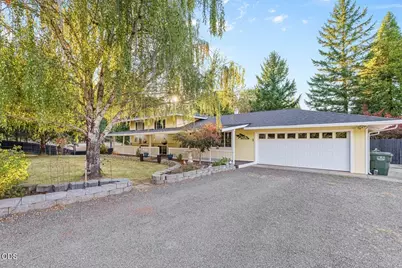 255 Queens Branch Road, Rogue River, OR 97537 - Photo 6