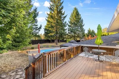 255 Queens Branch Road, Rogue River, OR 97537 - Photo 32
