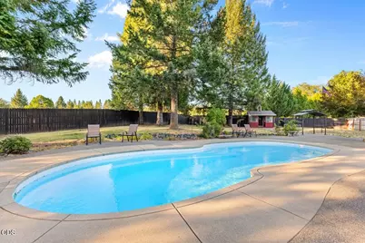 255 Queens Branch Road, Rogue River, OR 97537 - Photo 38