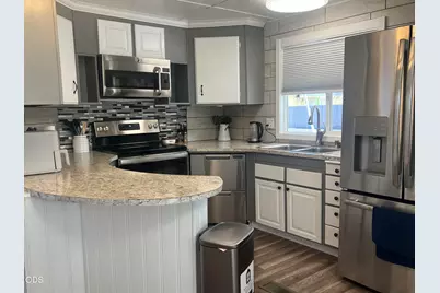 355 Colver Road #UNIT 67, Talent, OR 97540 - Photo 4