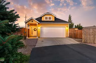 3301 SW Antler Ridge Ln, Redmond, OR 97756 - Photo 1