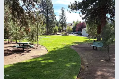 121 NW Outlook Vista Drive, Bend, OR 97703 - Photo 46