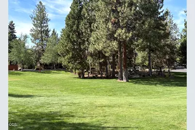 121 NW Outlook Vista Drive, Bend, OR 97703 - Photo 52