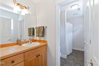 121 NW Outlook Vista Drive, Bend, OR 97703 - Photo 36