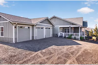 3957 NW 39th Drive, Redmond, OR 97756 - Photo 4